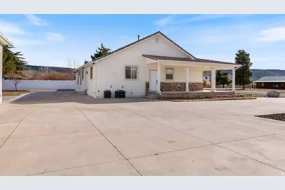 1488 W Diamond Dr, Saint George, UT 84770 - Photo 49
