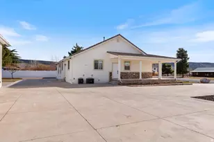 1488 W Diamond Dr, Saint George, UT 84770 - Photo 49