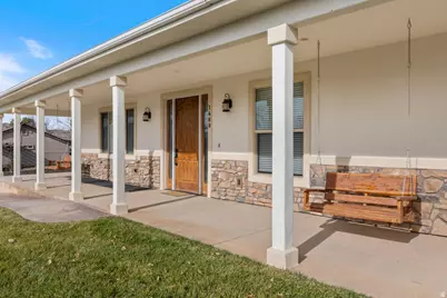 1488 W Diamond Dr, Saint George, UT 84770 - Photo 3