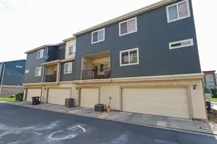 8292 S Bellingham Dr, Sandy, UT 84070 - Photo 3