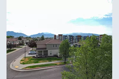 8292 S Bellingham Dr, Sandy, UT 84070 - Photo 7