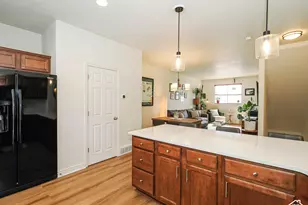 8292 S Bellingham Dr, Sandy, UT 84070 - Photo 19