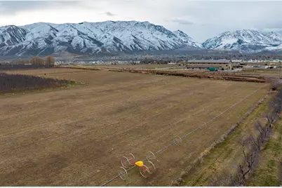 600 N Center St, Santaquin, UT 84655 - Photo 11