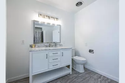 143 S 400 E, Salt Lake City, UT 84111 - Photo 31