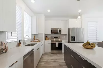 11264 S Holly Springs Dr, South Jordan, UT 84009 - Photo 3