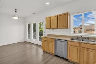 5086 W Wind Rock Ln S, Herriman, UT 84096 - Photo 11