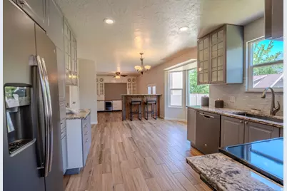 11957 S Noelle Rd E, Sandy, UT 84092 - Photo 7