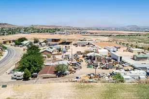 2757 S Little Valley Rd, Saint George, UT 84790 - Photo 17