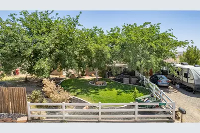 2757 S Little Valley Rd, Saint George, UT 84790 - Photo 23