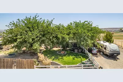 2757 S Little Valley Rd, Saint George, UT 84790 - Photo 1