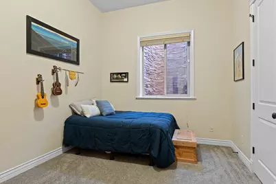 576 S 1800 E, Fruit Heights, UT 84037 - Photo 39