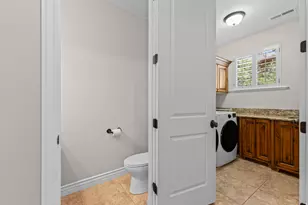 576 S 1800 E, Fruit Heights, UT 84037 - Photo 13