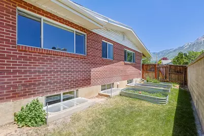 4546 Arcadia Ln, Holladay, UT 84117 - Photo 47