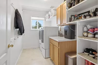 51 S 1300 E, Hyrum, UT 84319 - Photo 17