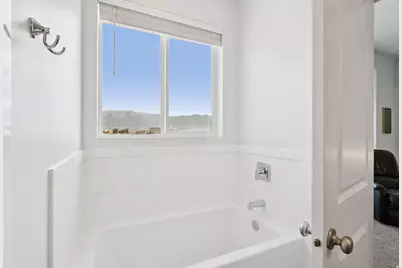 10160 N 6800 W, Tremonton, UT 84337 - Photo 11