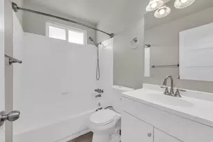 4987 S Heath Ave, Salt Lake City, UT 84118 - Photo 9