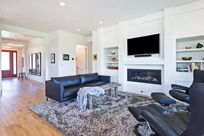 4132 N Patio Dr E #8, Eden, UT 84310 - Photo 3