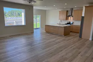 948 W Wilcock Cv S, Payson, UT 84651 - Photo 3