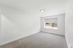 1418 E Chateau Ridge Way, Sandy, UT 84092 - Photo 19