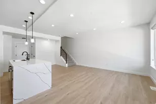 1418 E Chateau Ridge Way, Sandy, UT 84092 - Photo 3
