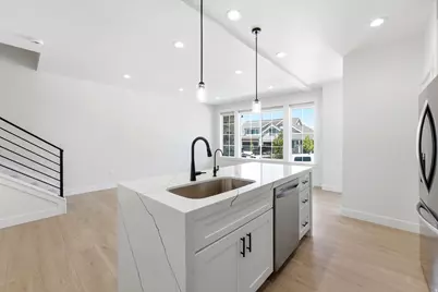 1418 E Chateau Ridge Way, Sandy, UT 84092 - Photo 9