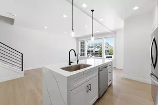 1418 E Chateau Ridge Way, Sandy, UT 84092 - Photo 9