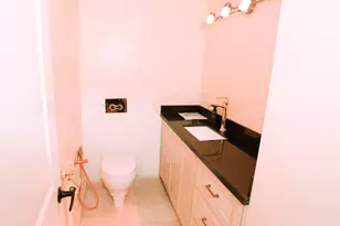 8068 S Twelve Dr, Sandy, UT 84094 - Photo 13