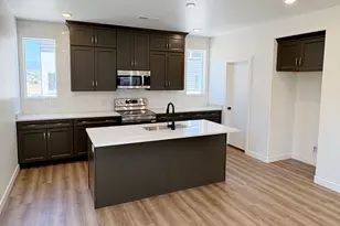 923 W Coalburn Way, Murray, UT 84123 - Photo 3