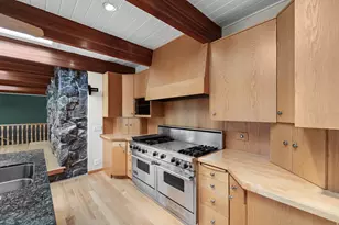 2185 E Applewood Ave S, Holladay, UT 84121 - Photo 13