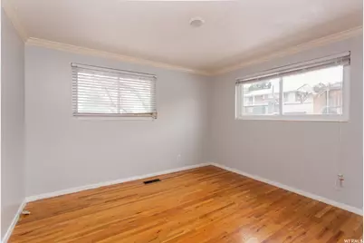 386 E 2100 S, Bountiful, UT 84010 - Photo 9
