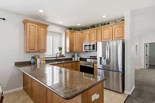 4042 W Scarsborough Ln, West Jordan, UT 84084 - Photo 9