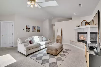 2494 N Dorchester Ave, Harrisville, UT 84414 - Photo 7