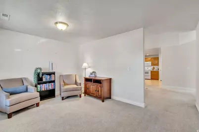 2494 N Dorchester Ave, Harrisville, UT 84414 - Photo 5