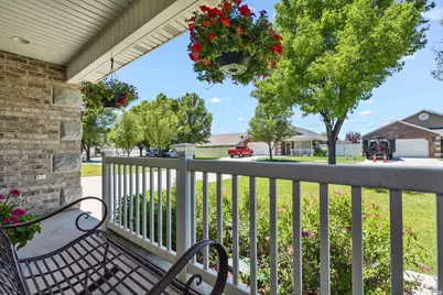 2494 N Dorchester Ave, Harrisville, UT 84414 - Photo 3