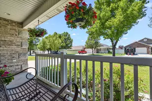 2494 N Dorchester Ave, Harrisville, UT 84414 - Photo 3