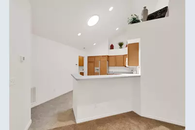 2136 W Jordan Villa Dr, West Jordan, UT 84088 - Photo 15
