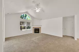 2136 W Jordan Villa Dr, West Jordan, UT 84088 - Photo 9