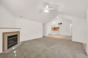 2136 W Jordan Villa Dr, West Jordan, UT 84088 - Photo 11