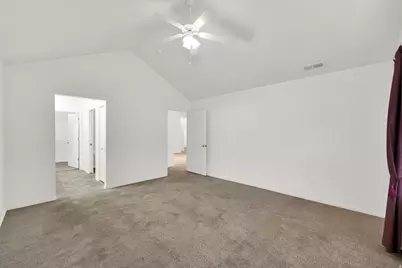 2136 W Jordan Villa Dr, West Jordan, UT 84088 - Photo 23