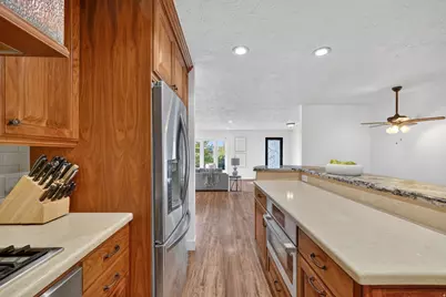 1682 E Julho St, Sandy, UT 84093 - Photo 21