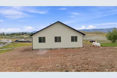 2513 S Country Club Dr, Garden City, UT 84028 - Photo 47