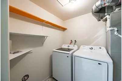 385 E Brahma Dr, Murray, UT 84107 - Photo 21