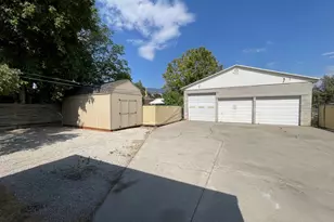 121 S 200 W, American Fork, UT 84003 - Photo 11