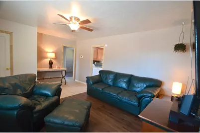 73 S Broadway St, Tooele, UT 84074 - Photo 15