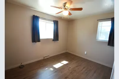 73 S Broadway St, Tooele, UT 84074 - Photo 21