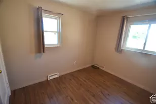 73 S Broadway St, Tooele, UT 84074 - Photo 23