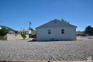 73 S Broadway St, Tooele, UT 84074 - Photo 5