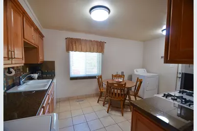 73 S Broadway St, Tooele, UT 84074 - Photo 17