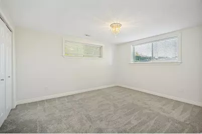 299 E 700 S, Farmington, UT 84025 - Photo 27