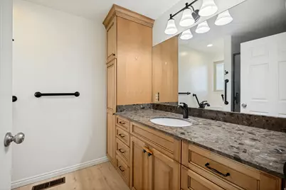 299 E 700 S, Farmington, UT 84025 - Photo 17